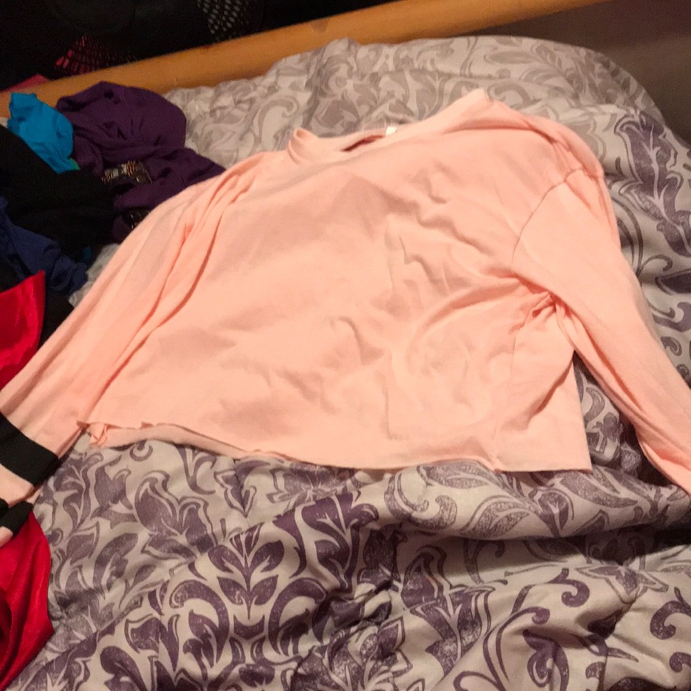 Long sleeved crop top